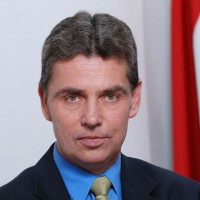 Éger István - A Magyar Orvosi Kamara elnöke